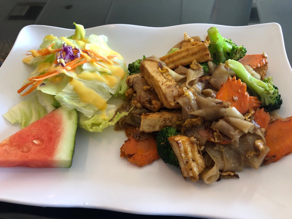 Thai Harbor Restaurant 16103 Bolsa Chica St, Huntington Beach