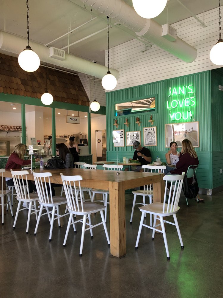 Jan's Health Bar 501 Main St, Huntington Beach