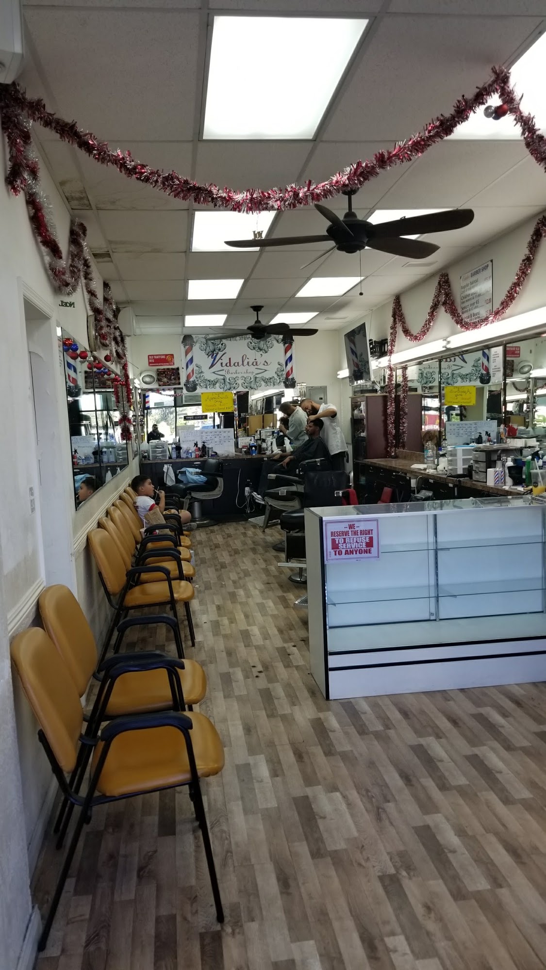 Vidalia's Barber & Beauty Shop