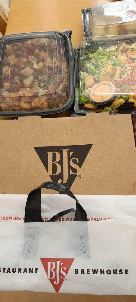 BJ's Restaurant & Brewhouse 13130 Jamboree Rd, Irvine