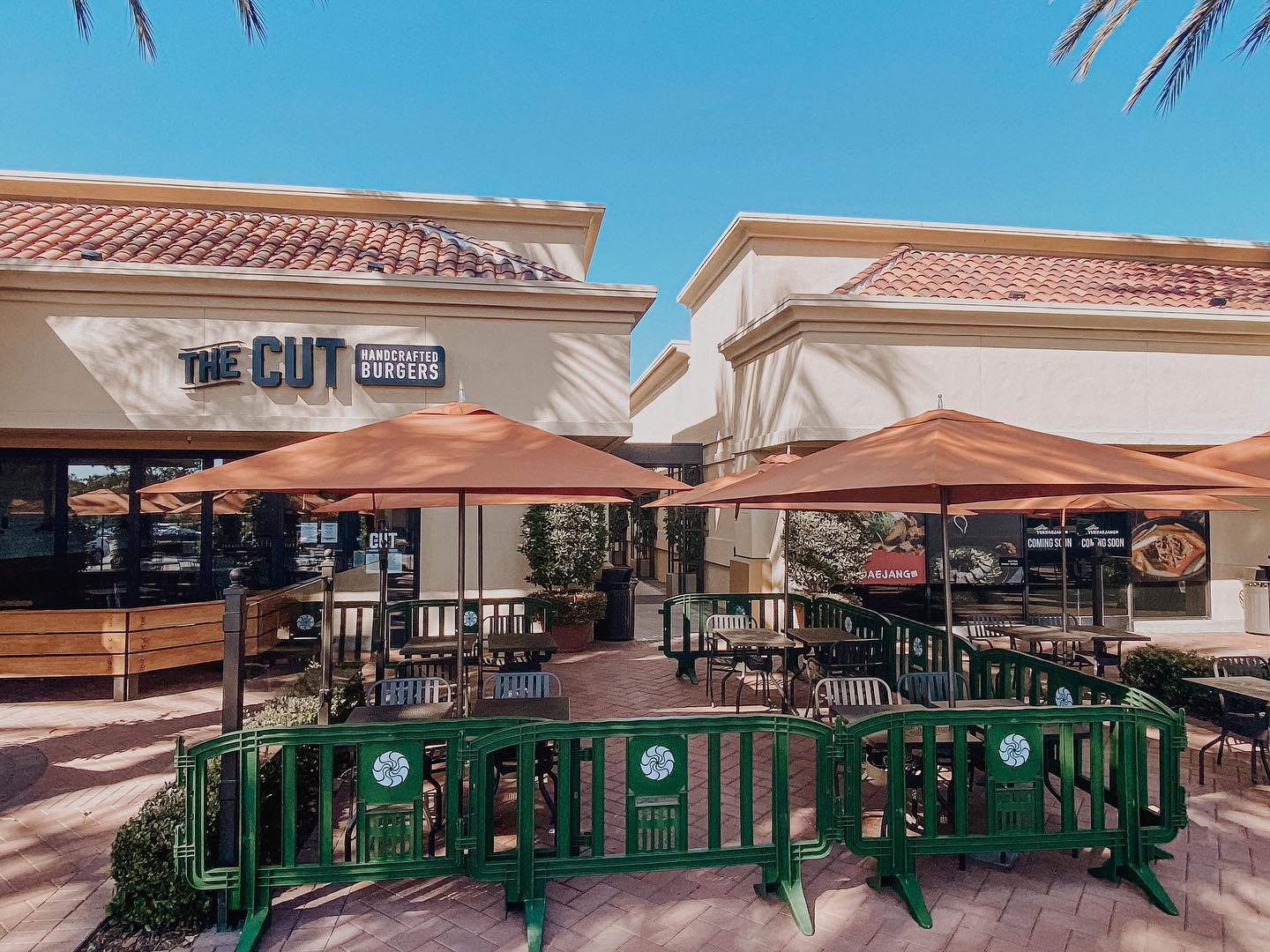 THE CUT Handcrafted Burgers 3831 Alton Pkwy #C, Irvine