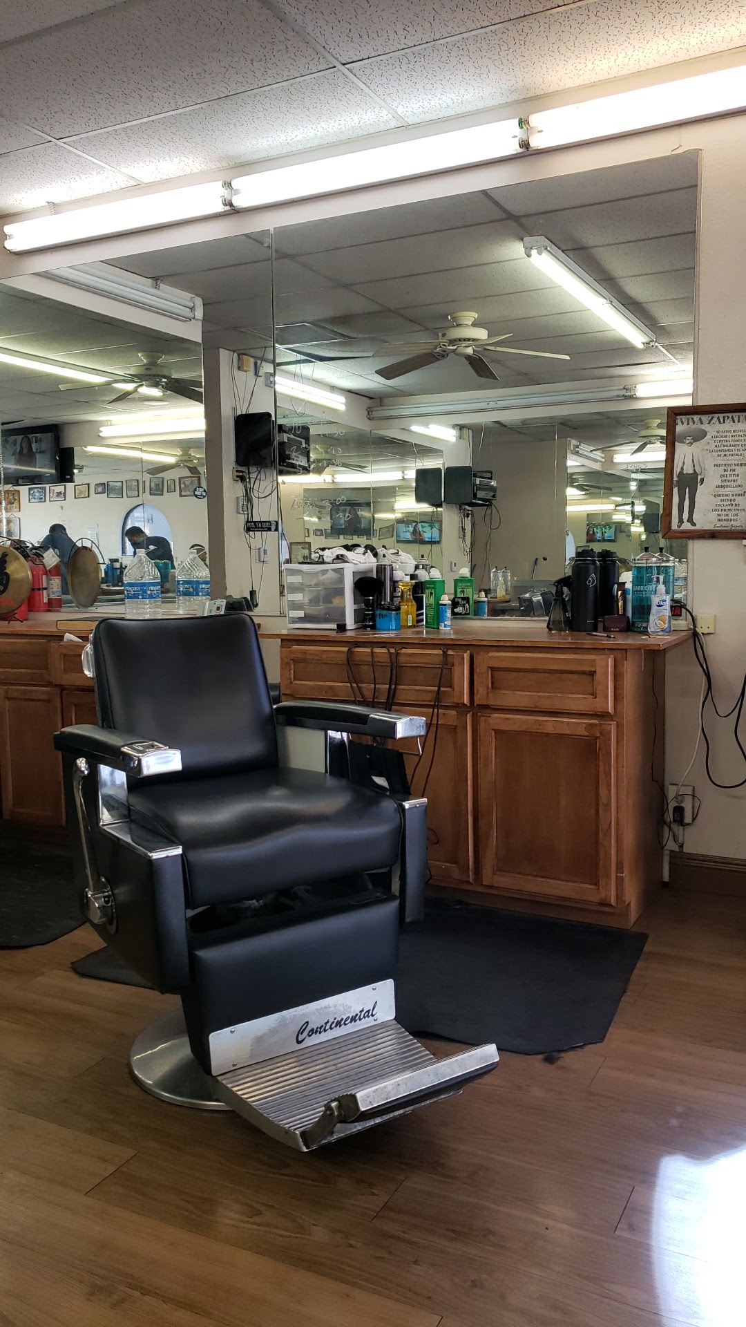 Kaile Barber Shop