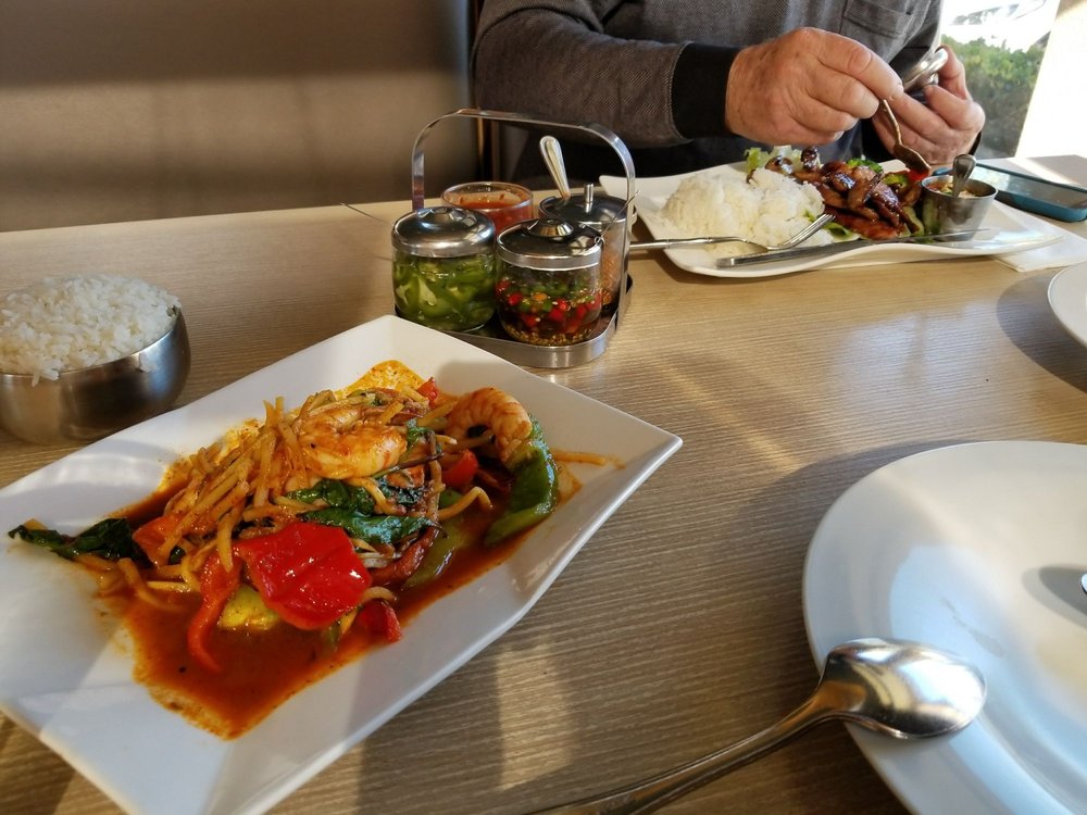 Nayada Thai Cuisine 11401 E Carson St A, Lakewood