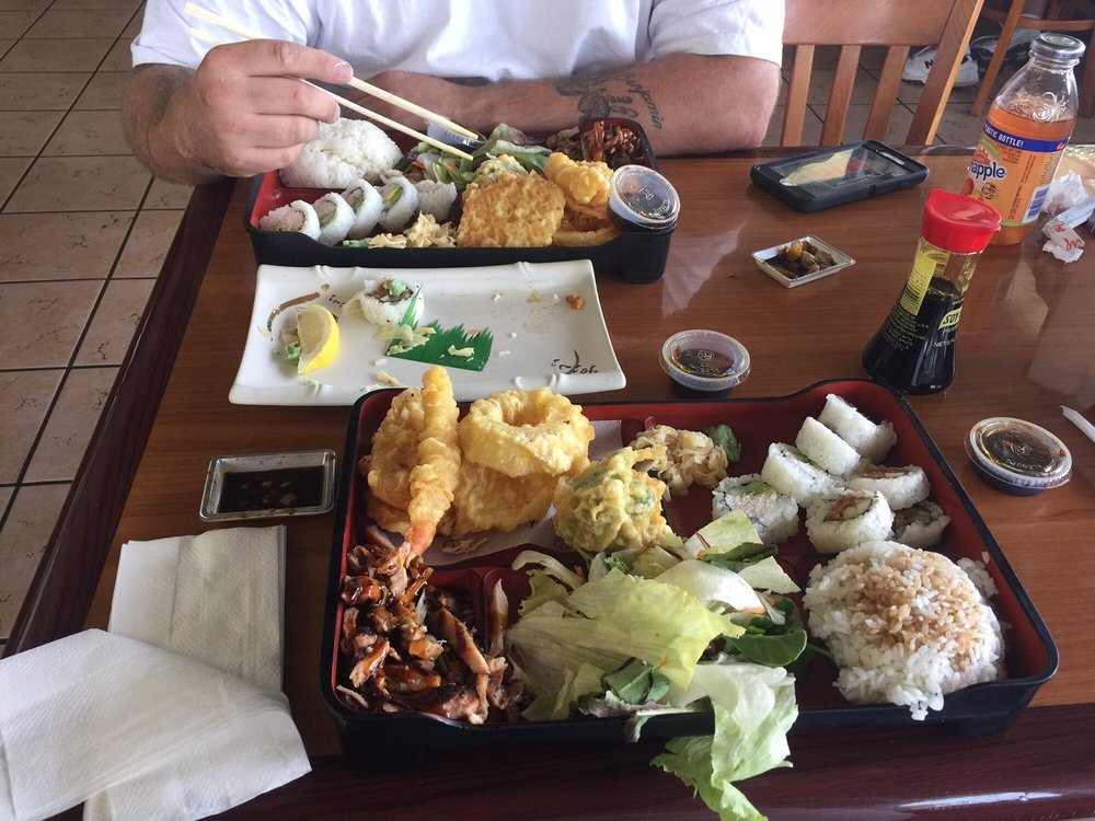 California Sushi & Teriyaki 5916 Del Amo Blvd, Lakewood