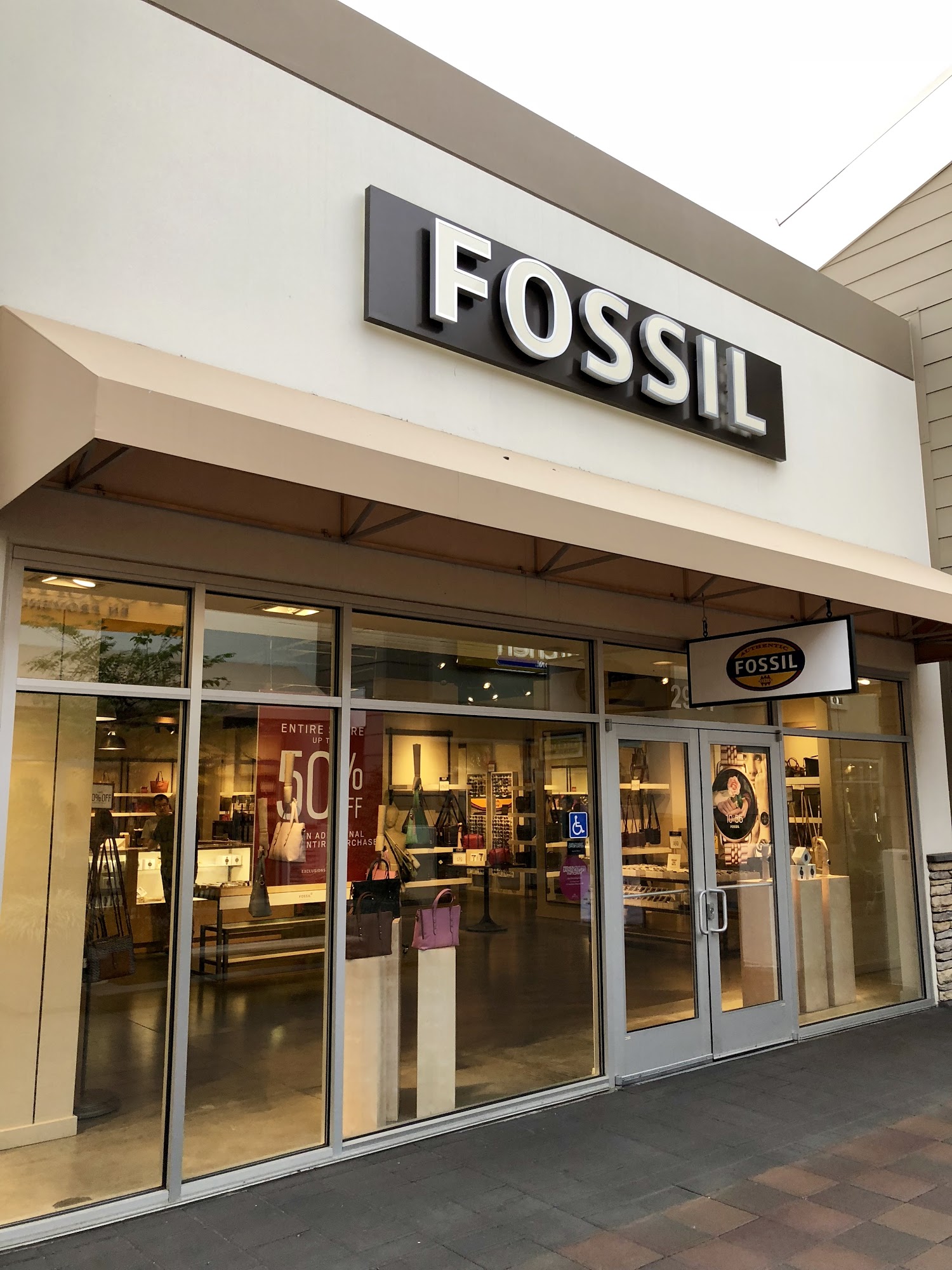 Fossil Outlet Store
