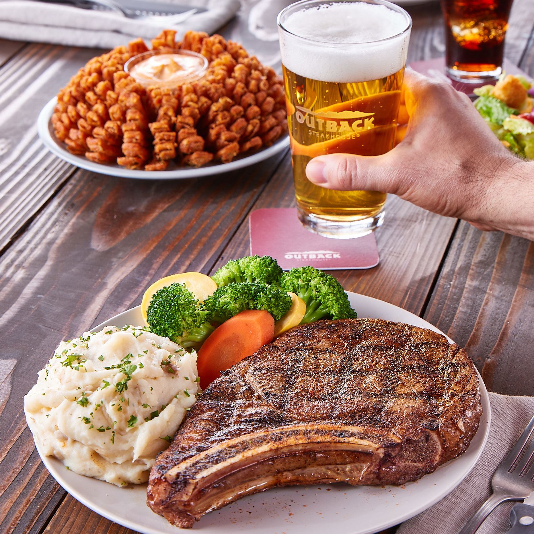Outback Steakhouse 20 W Shoreline Dr, Long Beach