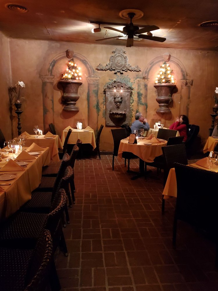 Cafe Piccolo 3222 E Broadway, Long Beach