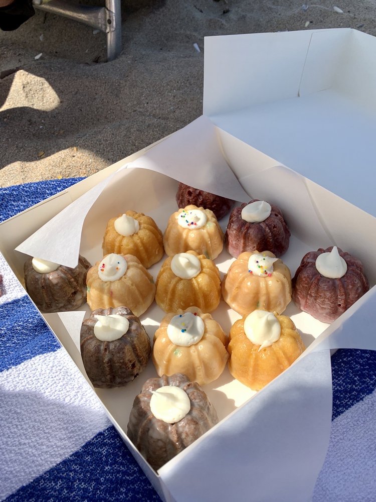 Bundts On Melrose 4147 Long Beach Blvd, Long Beach