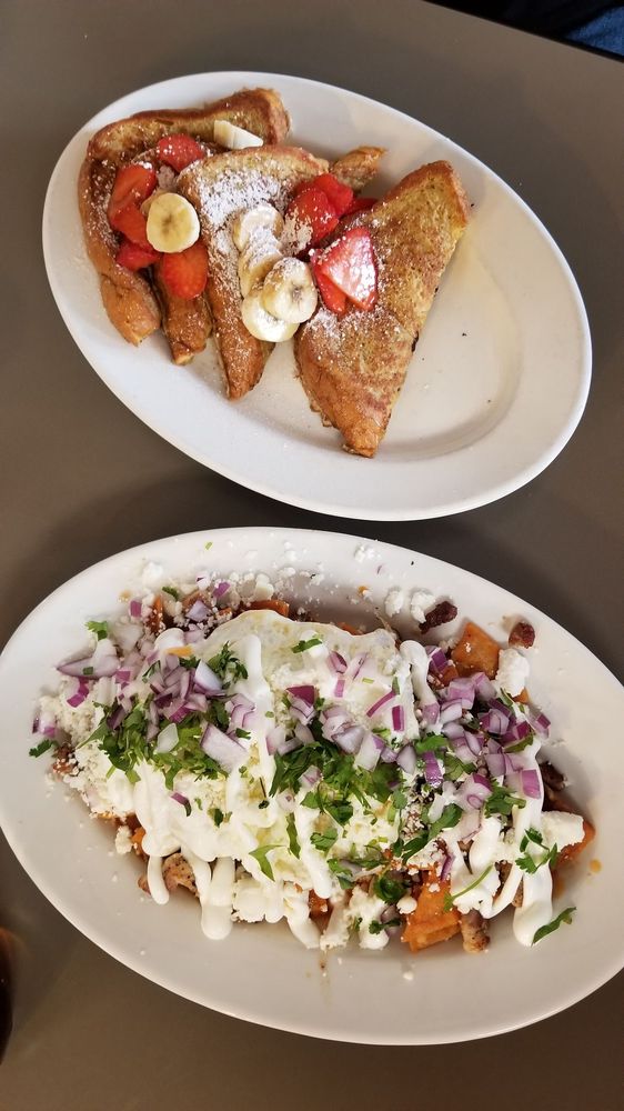 Babe's Kitchen 1106 E Wardlow Rd, Long Beach