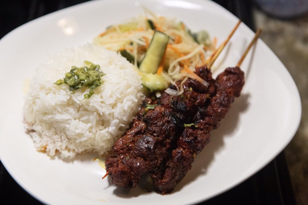 Little Lalune Cuisine 2054 CA-1, Long Beach