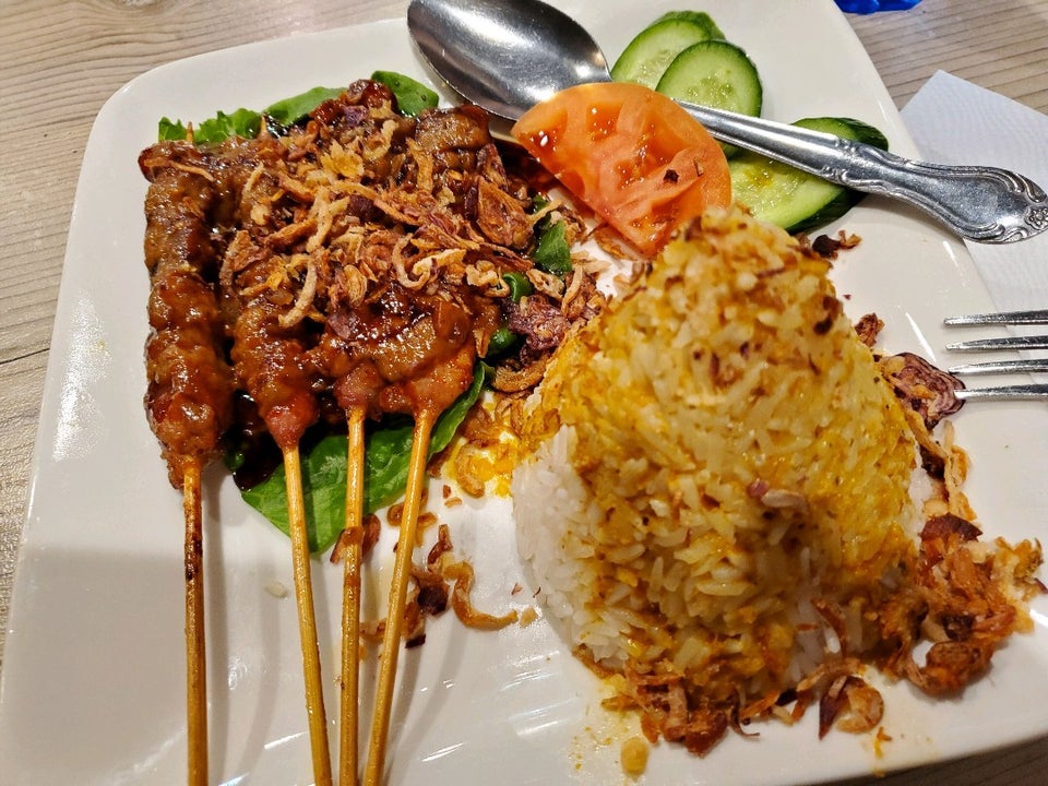 Uncle Fung Borneo Eatery 5716-A E 7th St, Long Beach