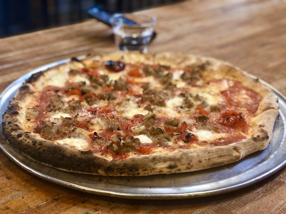 DeSano Pizza Bakery 4959 Santa Monica Blvd, Los Angeles