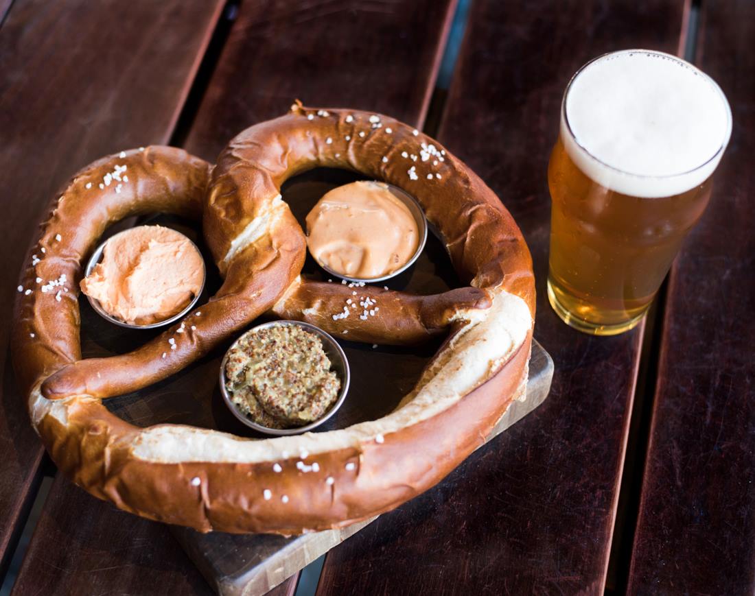 Stout Burgers & Beers