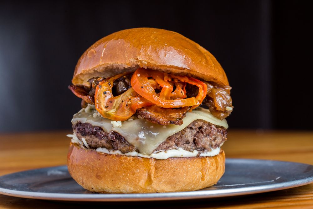 Stout Burgers & Beers 1544 N Cahuenga Blvd, Los Angeles