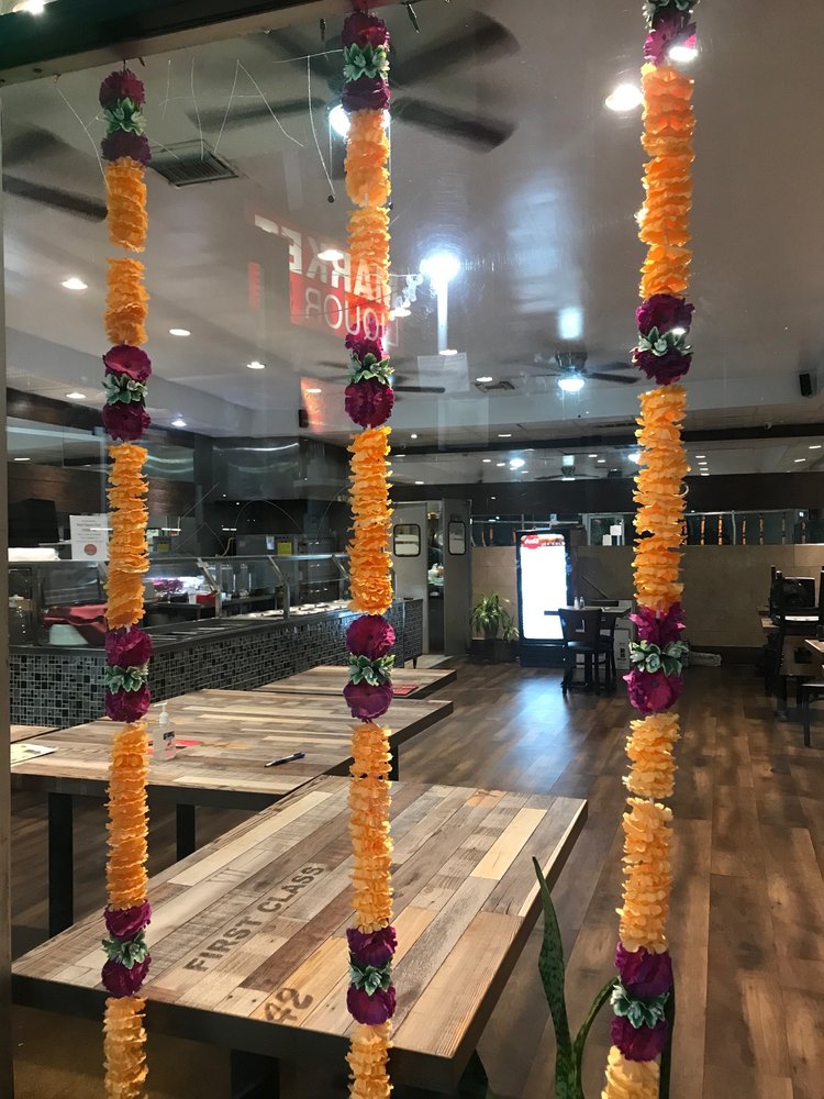 Tandoori Eats 10004 National Blvd, Los Angeles