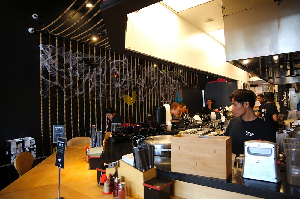 Tatsu Ramen 2123 Sawtelle Blvd, Los Angeles