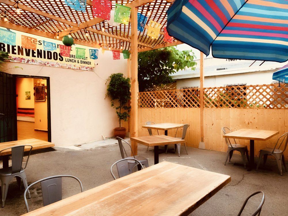 Quiadaiyn Restaurant 12326 Venice Blvd, Los Angeles