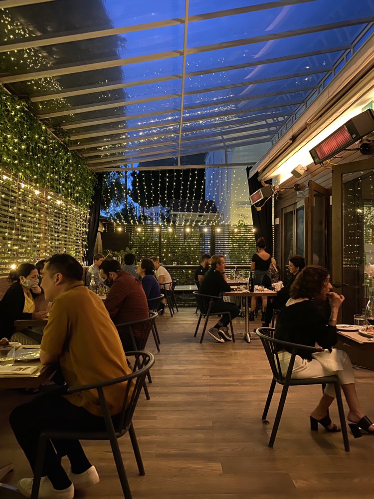 L’Antica Pizzeria da Michele 1534 N McCadden Pl, Los Angeles