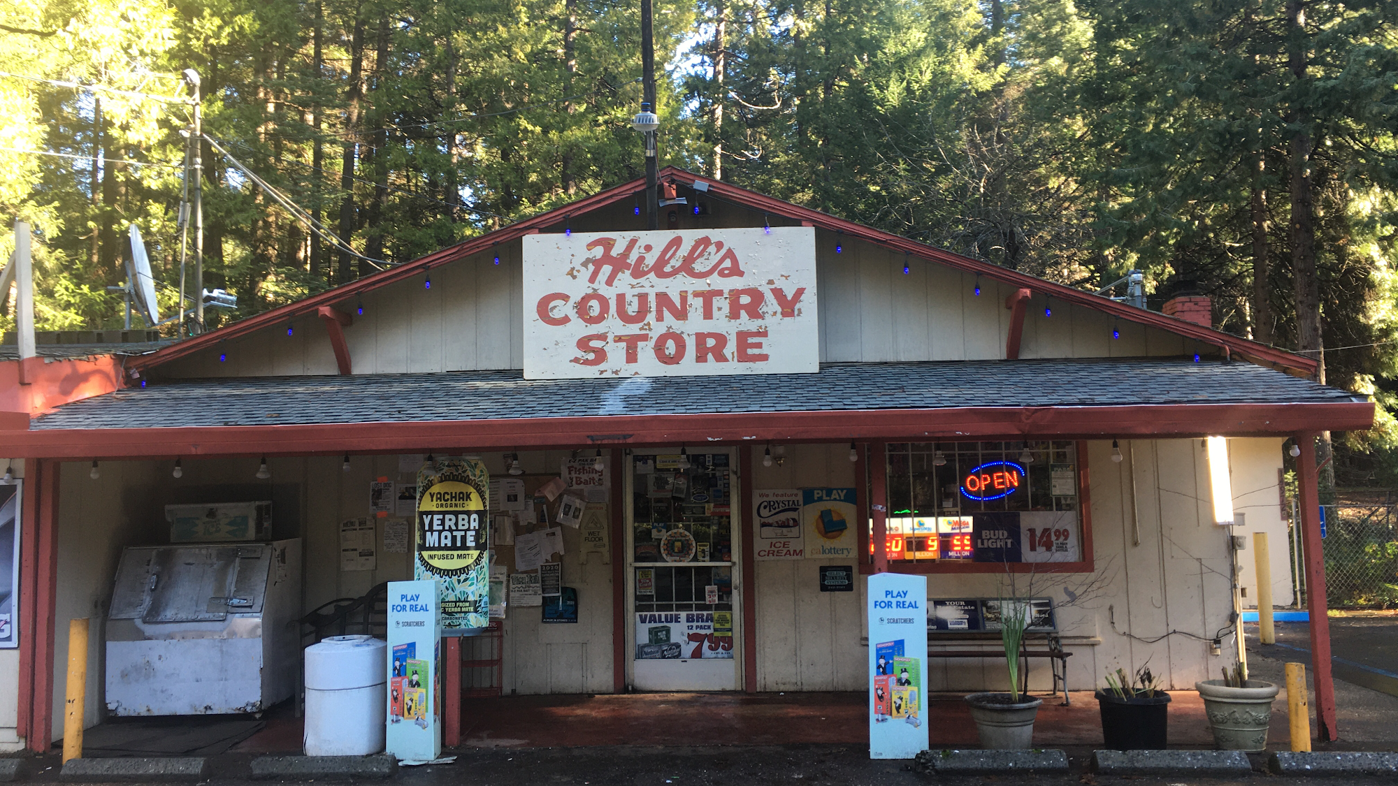 Hill's Country Store