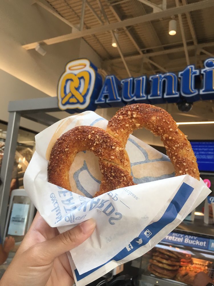 Auntie Anne's 172 Great Mall Dr, Milpitas