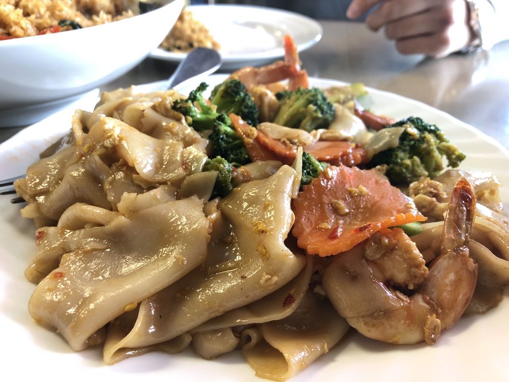 Honey Thai Restaurant 57 N Milpitas Blvd, Milpitas