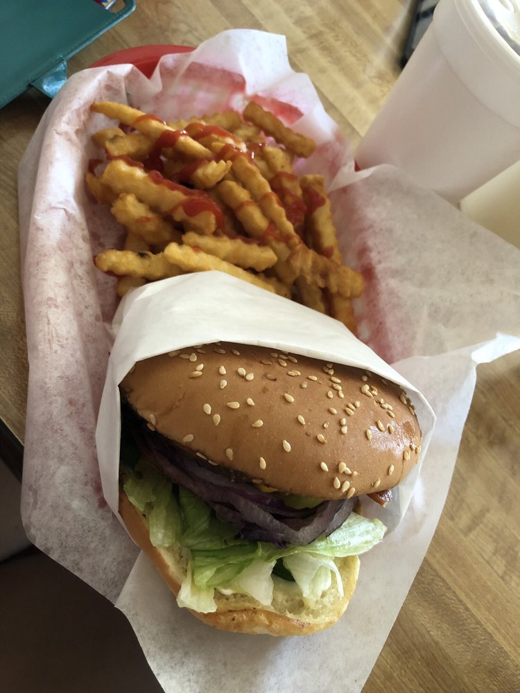Web's Burger 625 7th St, Modesto