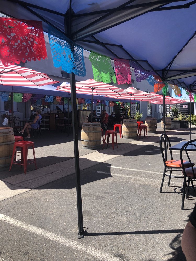 Taqueria Mis Compadres 2101 Sylvan Ave Suite 103-104, Modesto
