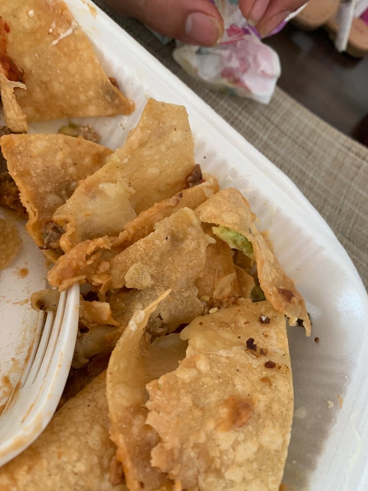 Taqueria Carolina 901 N Carpenter Rd # 25, Modesto