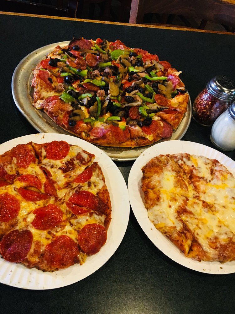 Me n Ed's Pizzera 3900 Pelandale Ave #170, Modesto