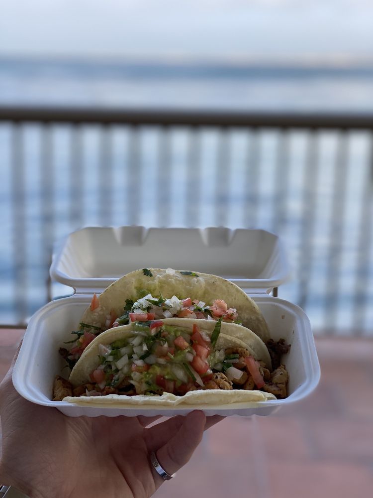 Dos Victorias Mexican Food 299 Cannery Row #B, Monterey