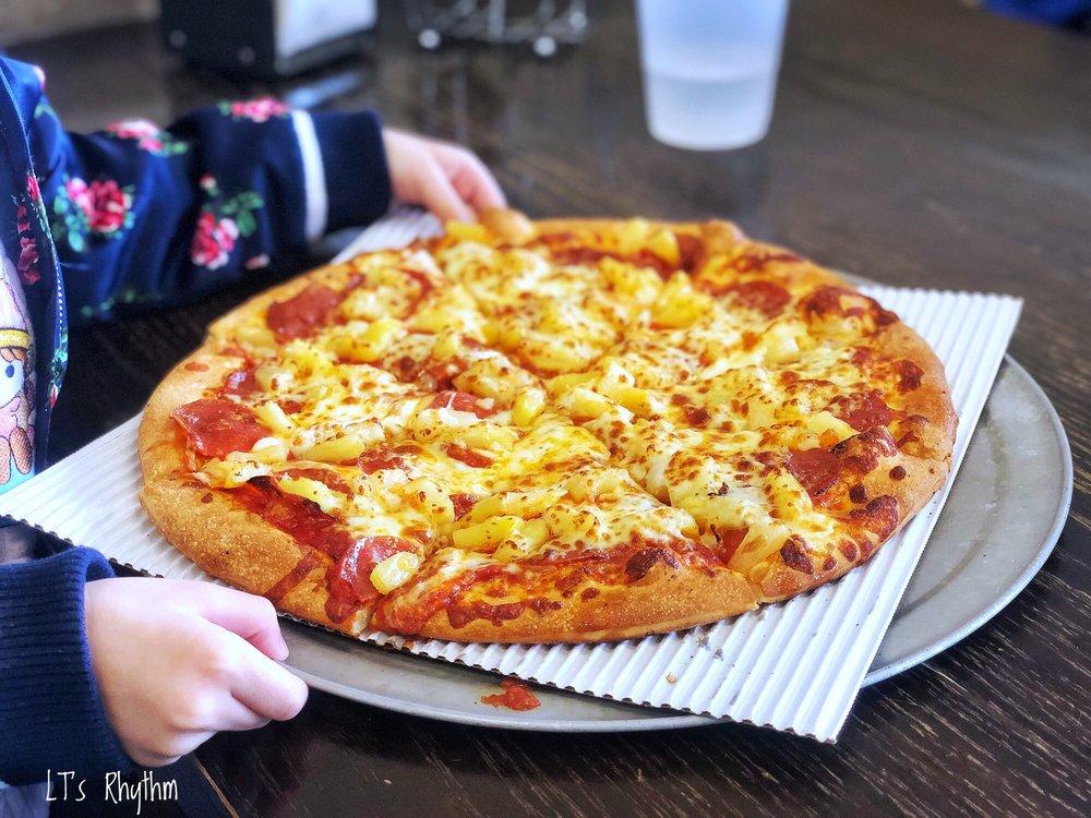 New York Pizza 1040 Grant Rd #310, Mountain View