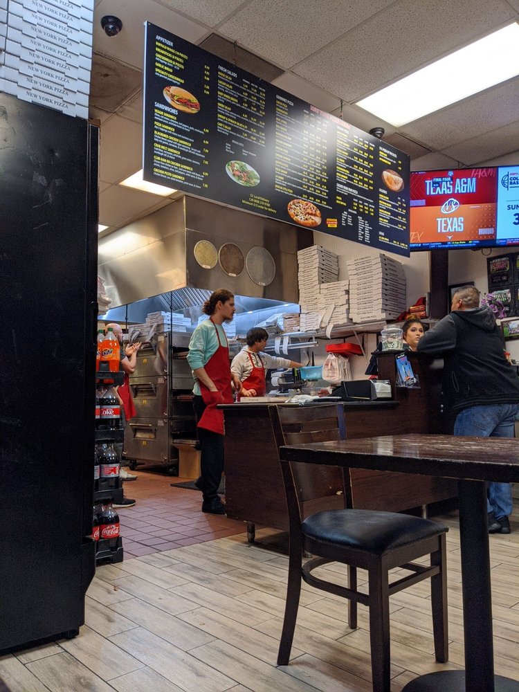 New York Pizza 1040 Grant Rd #310, Mountain View