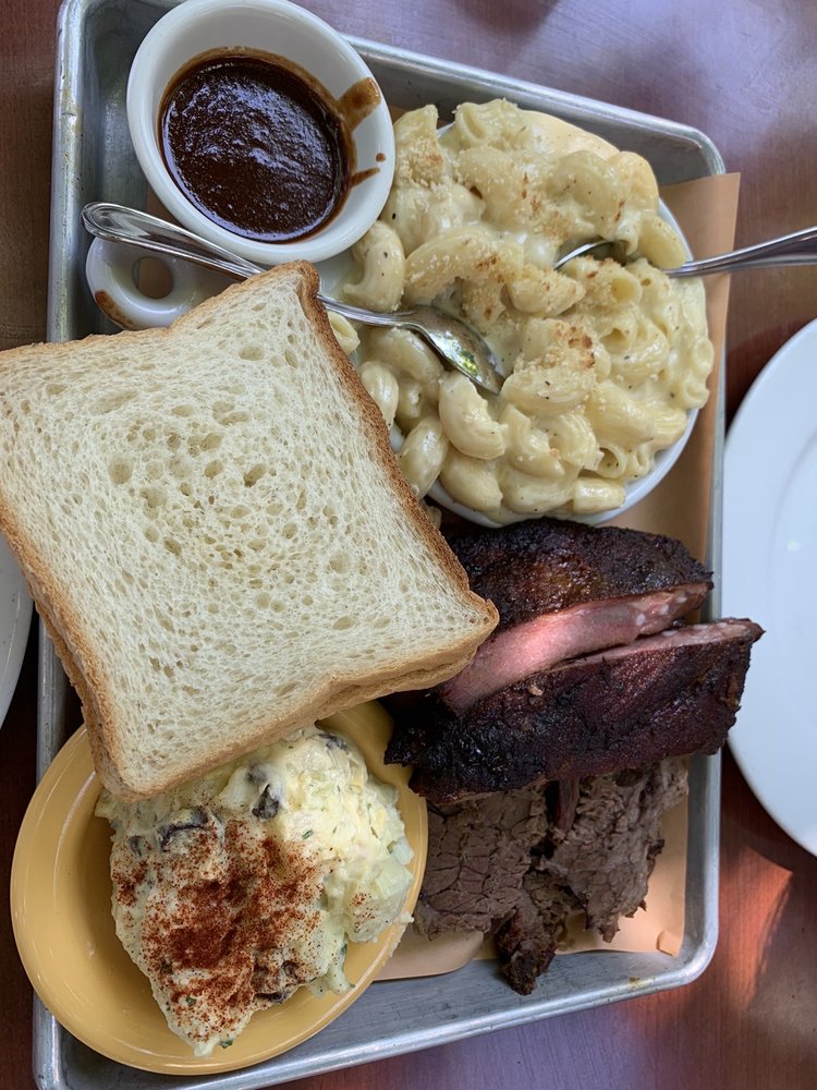 QBB - Quality Bourbons & Barbecue 216 Castro St, Mountain View