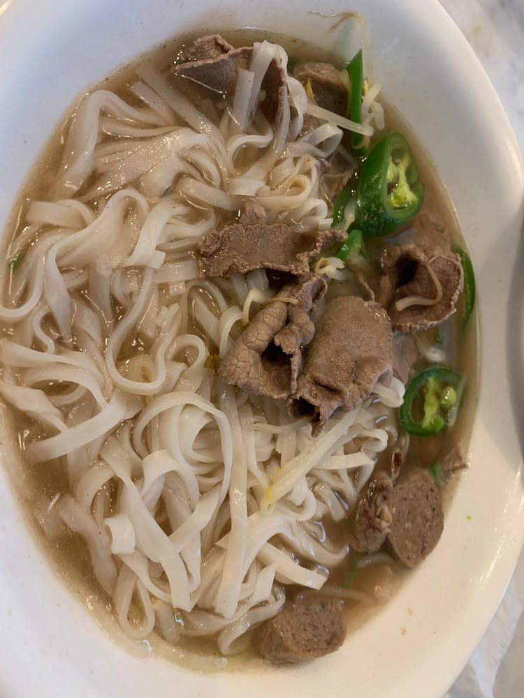 Pho Avenue 2500 W El Camino Real, Mountain View