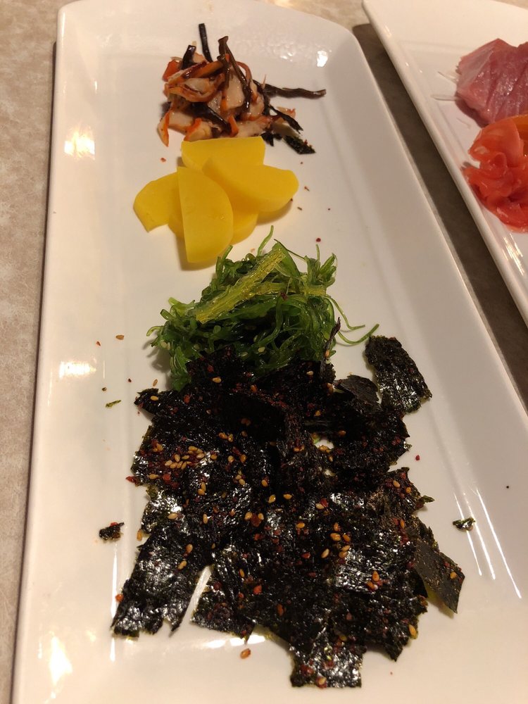 Momoya Sushi 570 N Shoreline Blvd J, Mountain View