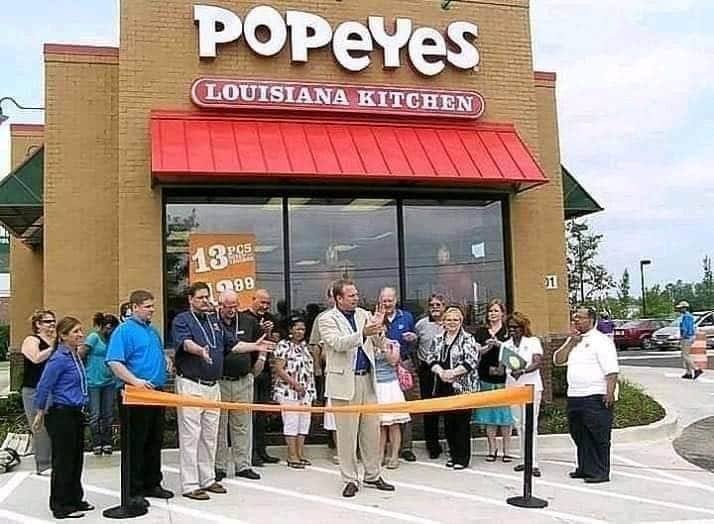 Popeyes Louisiana Kitchen 2100 Highland Ave, National City