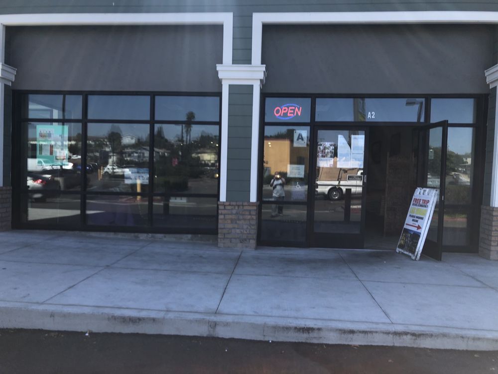 Karihan Filipino Food 2220 E Plaza Blvd A-2, National City