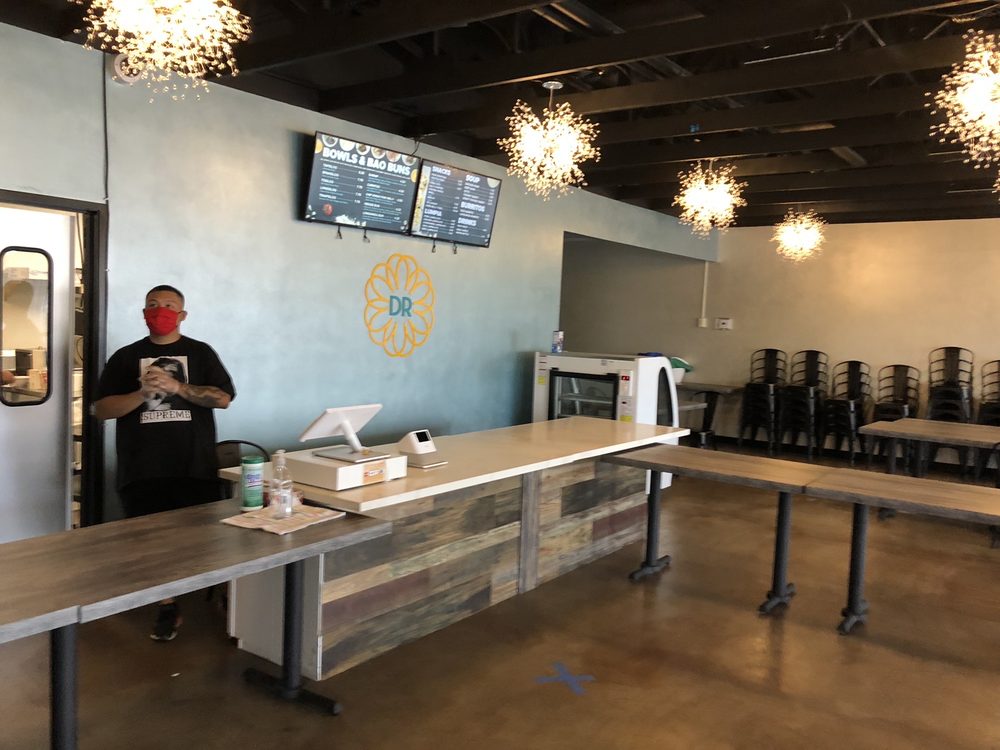 Delos Reyes Snack Bar and Lounge 3142 E Plaza Blvd suite F, National City