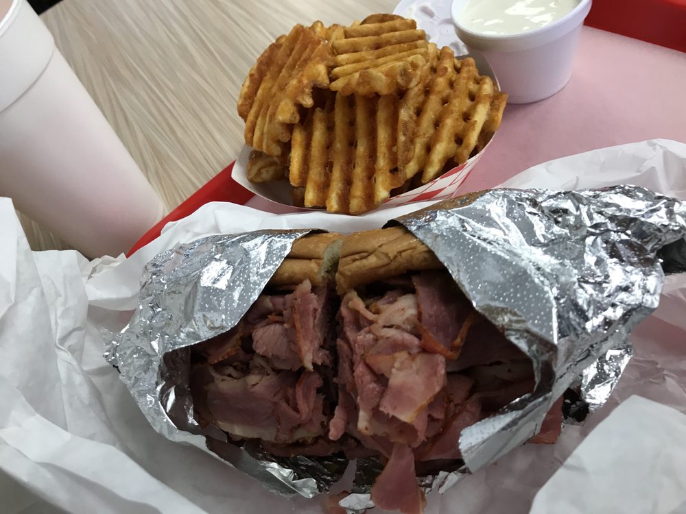 The Burger Stop 14606 Carmenita Rd, Norwalk