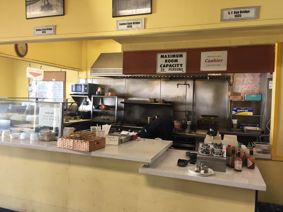 Yia-Yia's Sandwiches 200 Alice St, Oakland