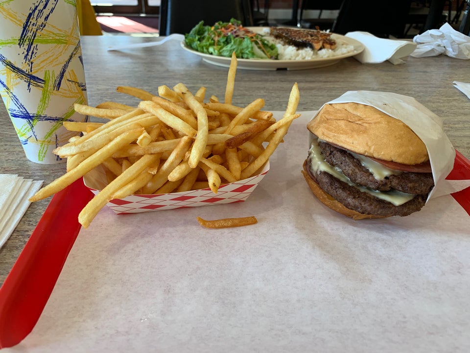 HegenBurger 280 Hegenberger Rd, Oakland
