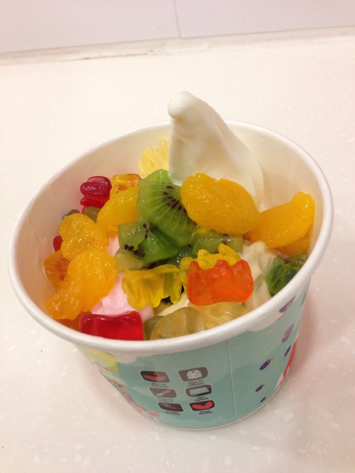 Tutti Frutti Frozen Yogurt 4214 Piedmont Ave, Oakland