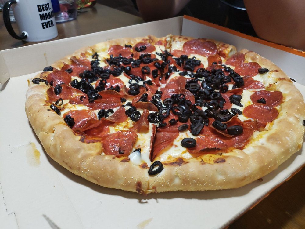Little Caesars Pizza 4904 N River Rd, Oceanside