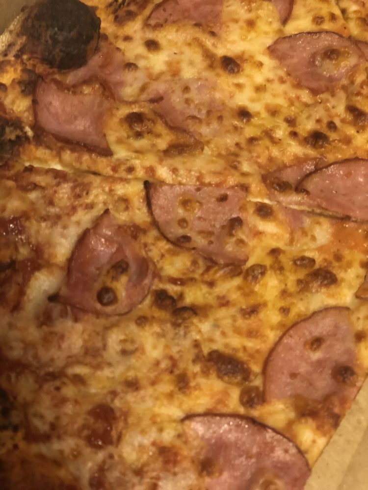 Domino's Pizza 2858 Thunder Dr, Oceanside