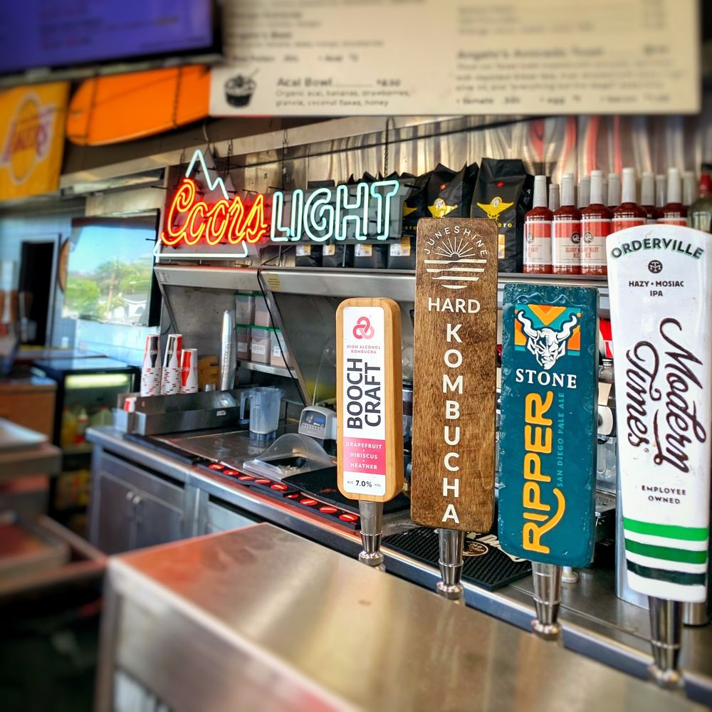 Angelo's Burgers 2035 S Coast Hwy, Oceanside