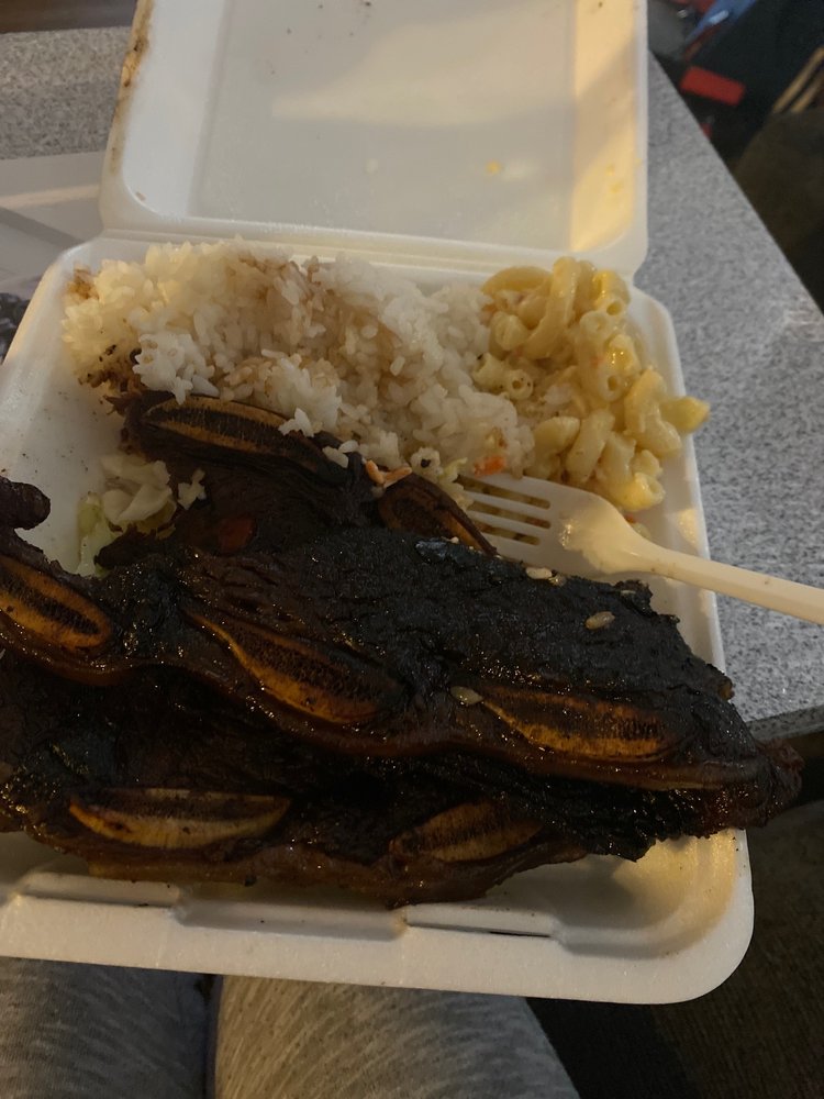 L & L Hawaiian Barbecue 3473, 4225 Oceanside Blvd # E, Oceanside