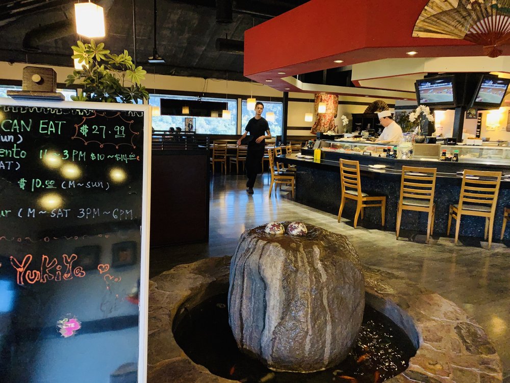 Yukiya Sushi 2415 Vista Way, Oceanside