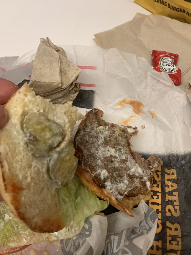 Carl's Jr. 1625 E 4th St, Ontario