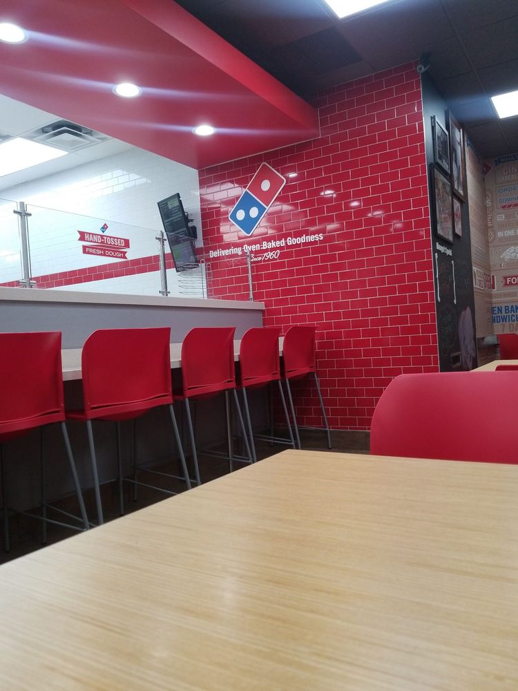 Domino's Pizza 2550 S Vineyard Ave Ste B, Ontario