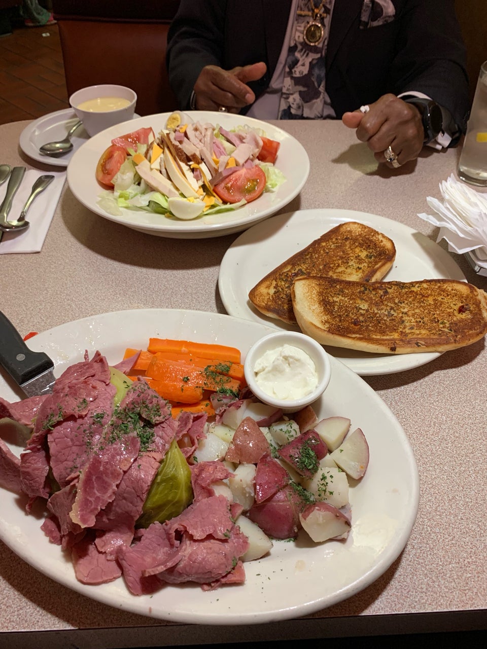 Spires Restaurant 104 N Vineyard Ave, Ontario